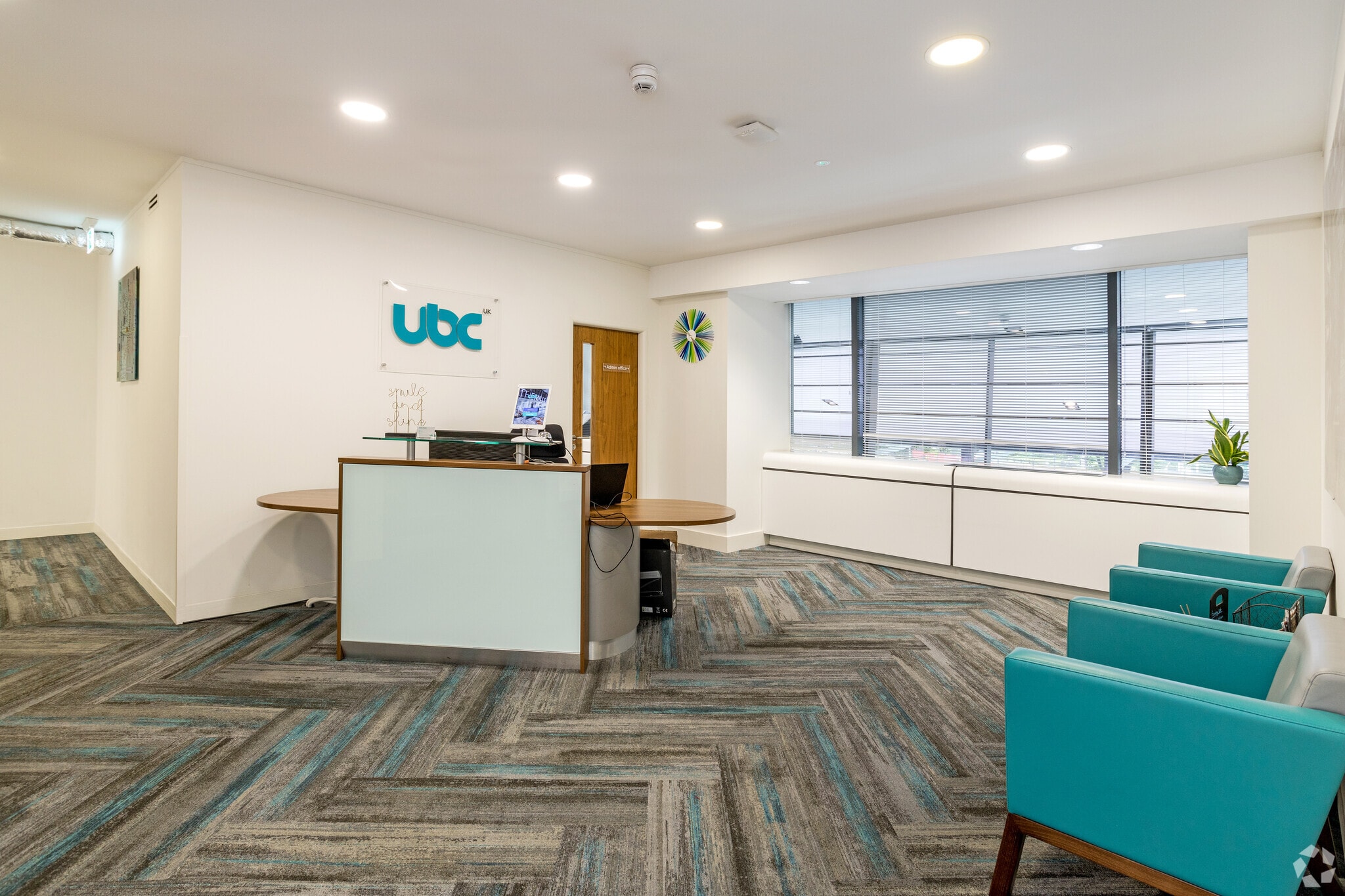 1000 Great West Rd, Brentford to rent Interior Photo- Image 1 of 19