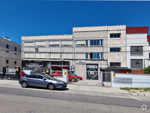 Calle Fábricas, 3, Alcorcón, Madrid for rent Primary Photo- Image 1 of 11