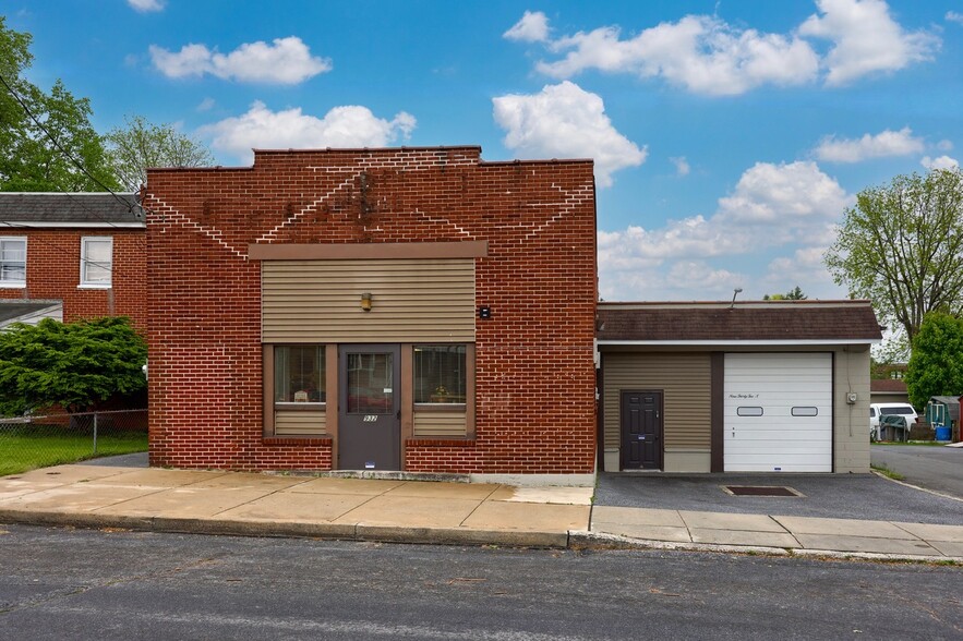 932 High St, Lancaster, PA for rent - Building Photo - Image 1 of 9