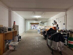 Retail in Viladecans, Barcelona to rent Interior Photo- Image 1 of 6