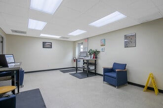 335-337 McMillan St, Fayetteville, NC to rent Interior Photo- Image 2 of 13