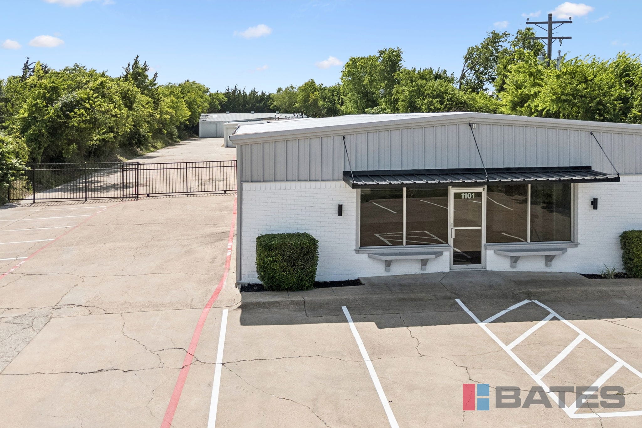 1101 S Hampton Rd, DeSoto, TX for sale Interior Photo- Image 1 of 20