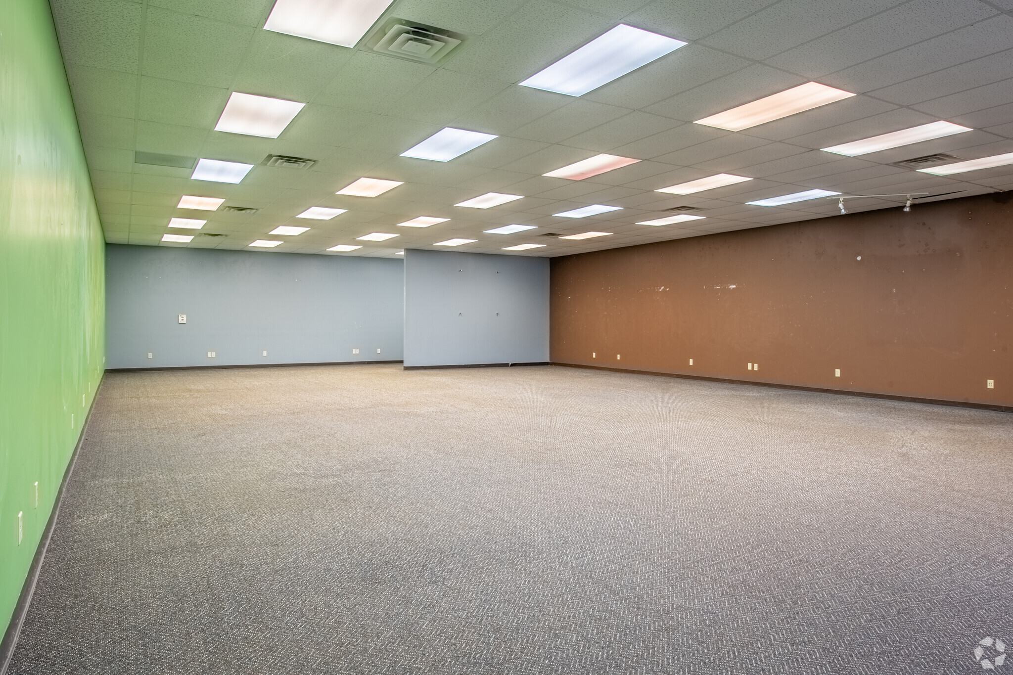 2501-2551 8th St S, Wisconsin Rapids, WI to rent Interior Photo- Image 1 of 4