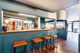 44-46 High Rd, London to rent Building Photo- Image 2 of 12