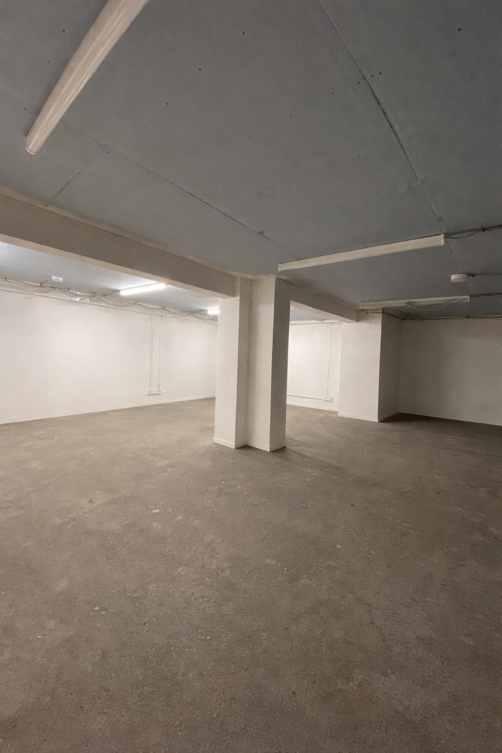 44 Bedwas Rd, Caerphilly to rent Interior Photo- Image 1 of 2