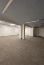 44 Bedwas Rd, Caerphilly to rent Interior Photo- Image 1 of 2