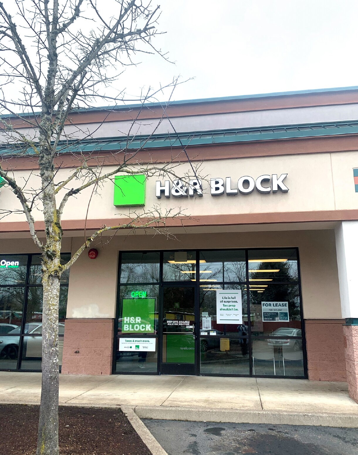 47124780 Royal Ave, Eugene 97402 4722 Royal Avenue UK