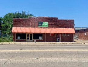 2225 N Main St, Fort Worth, TX for rent Building Photo- Image 1 of 6