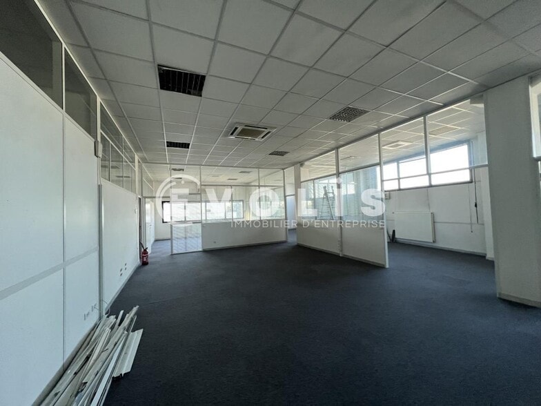 Office in Champigny-sur-Marne to rent - Interior Photo - Image 3 of 10
