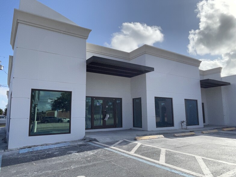 2020 E Oakland Park Blvd, Fort Lauderdale, FL for sale - Building Photo - Image 1 of 1