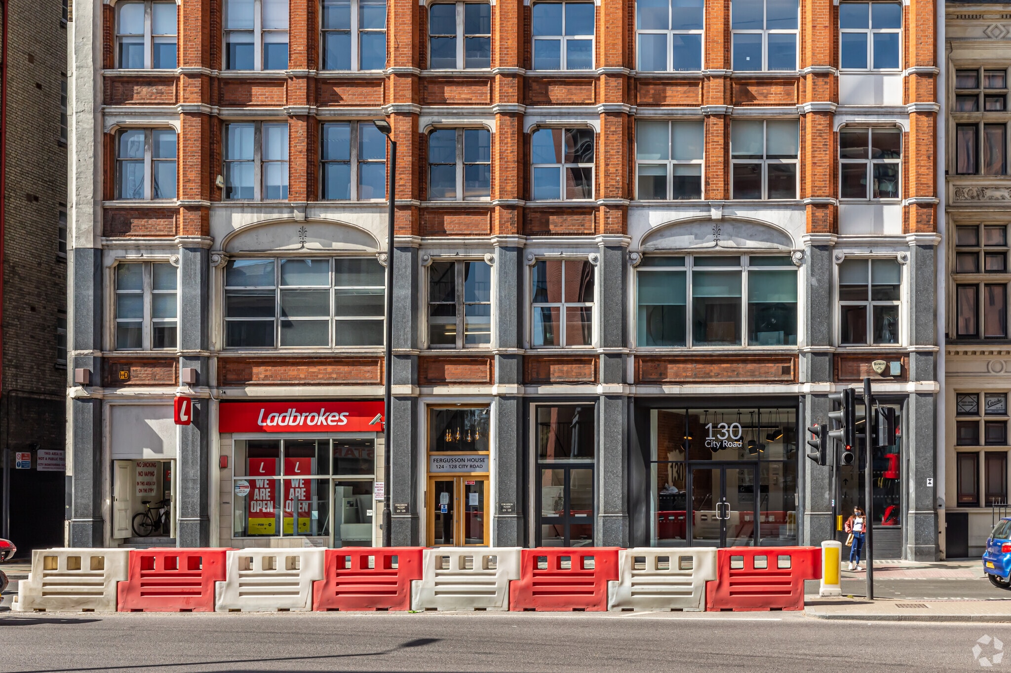 124-128 City Rd, London for sale Building Photo- Image 1 of 1