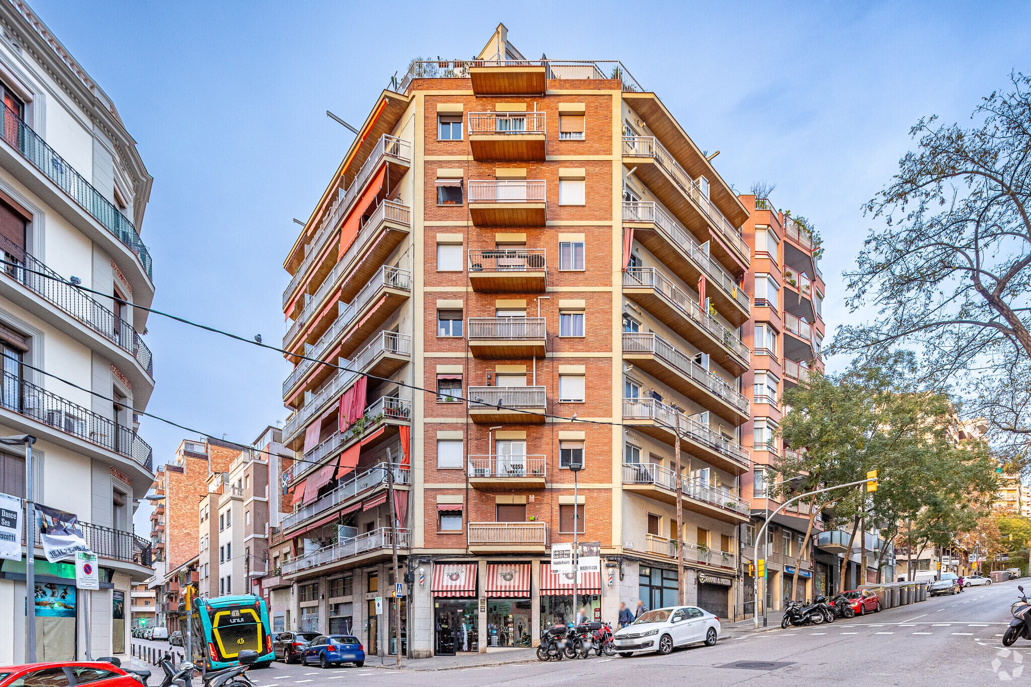 Build-to-Rent in Barcelona, Barcelona for sale Primary Photo- Image 1 of 5