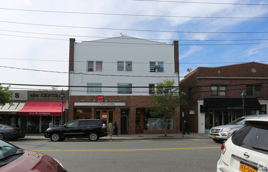 488 Central Ave, Cedarhurst, NY for sale - Primary Photo - Image 1 of 1