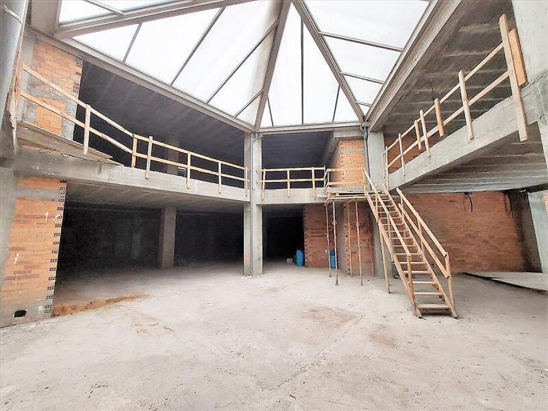 Retail in Ourense for sale Building Photo- Image 1 of 18