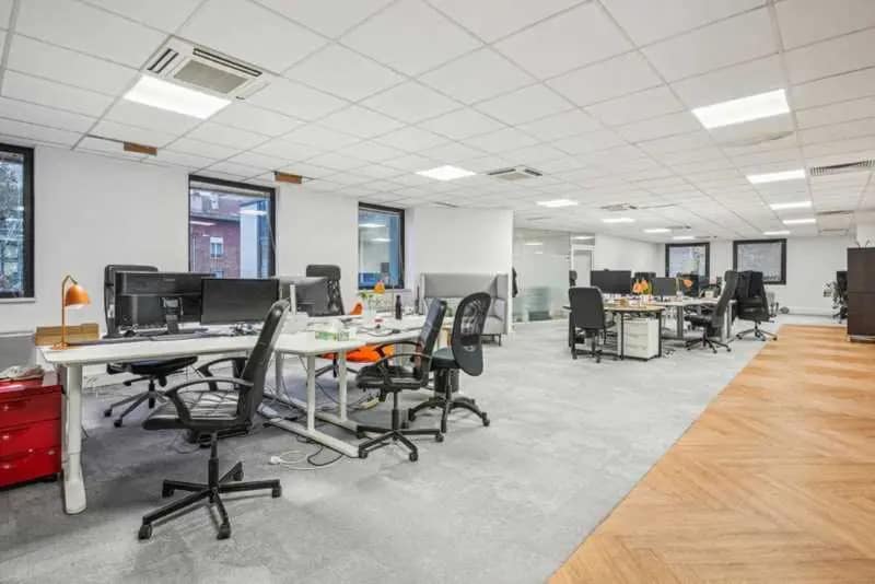 31 Rue D'Aguesseau, Boulogne-Billancourt to rent Building Photo- Image 1 of 7