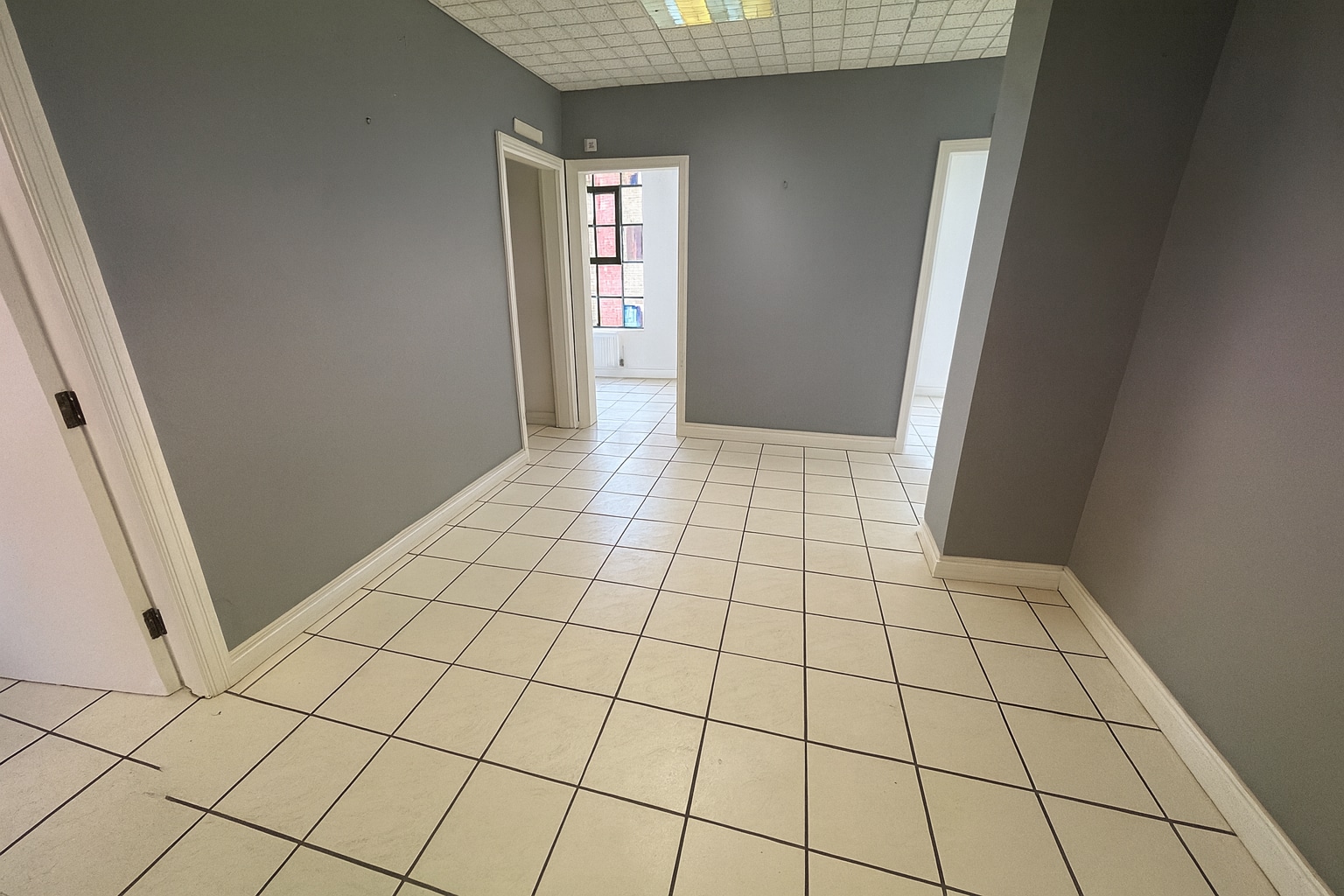 Graham St, Birmingham to rent Interior Photo- Image 1 of 6