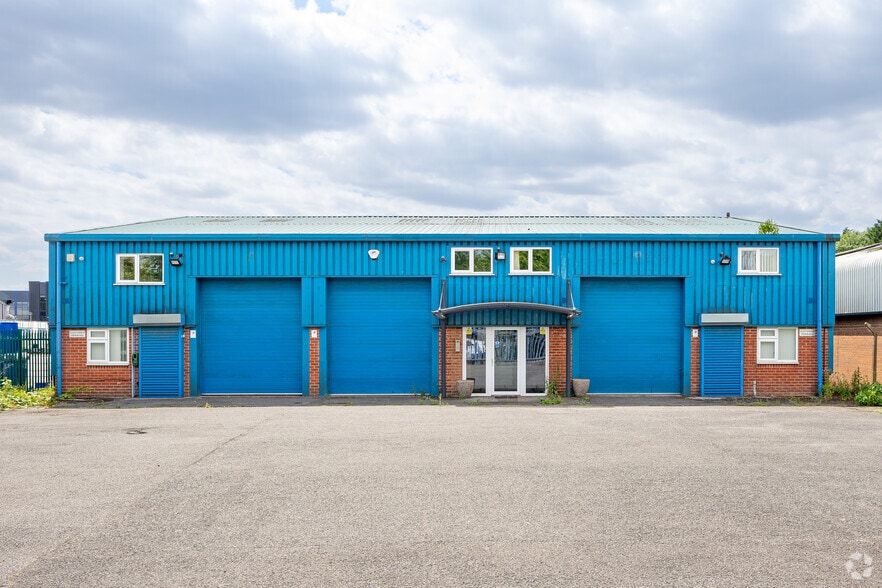 Whittle Clos, Newark to rent - Primary Photo - Image 1 of 4