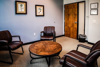 2325 W Guadalupe Rd, Gilbert, AZ to rent Building Photo- Image 2 of 5