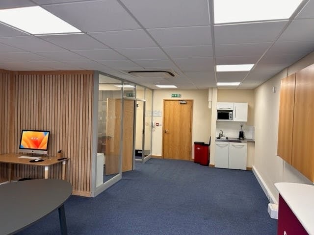 Majors Rd, Swindon to rent Interior Photo- Image 1 of 3