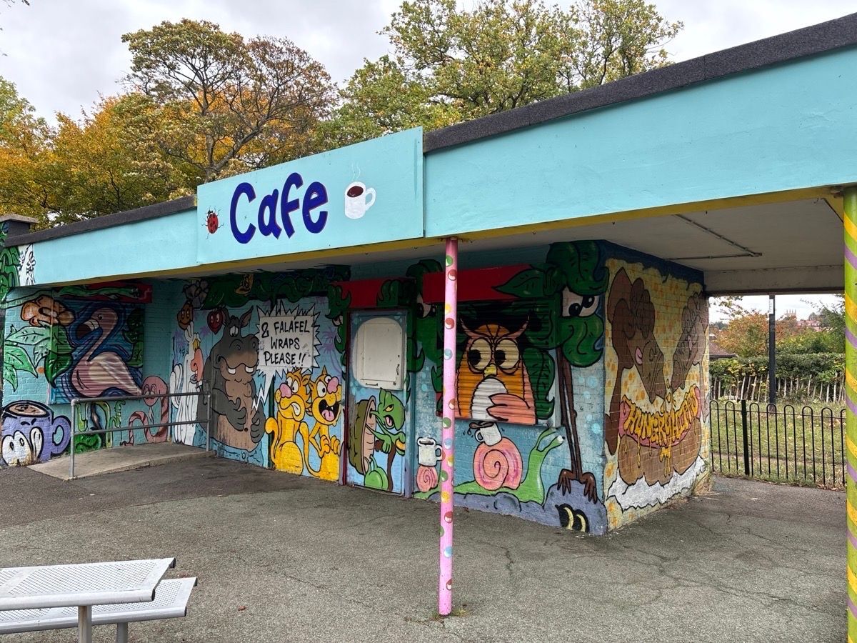 52 Salters Hl, London to rent Building Photo- Image 1 of 3