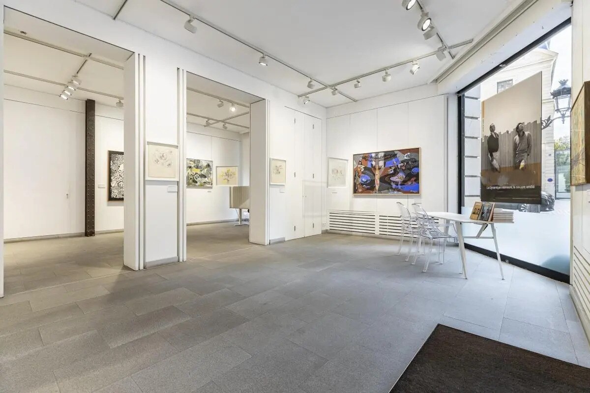 Build-to-Rent in Paris for sale Interior Photo- Image 1 of 6