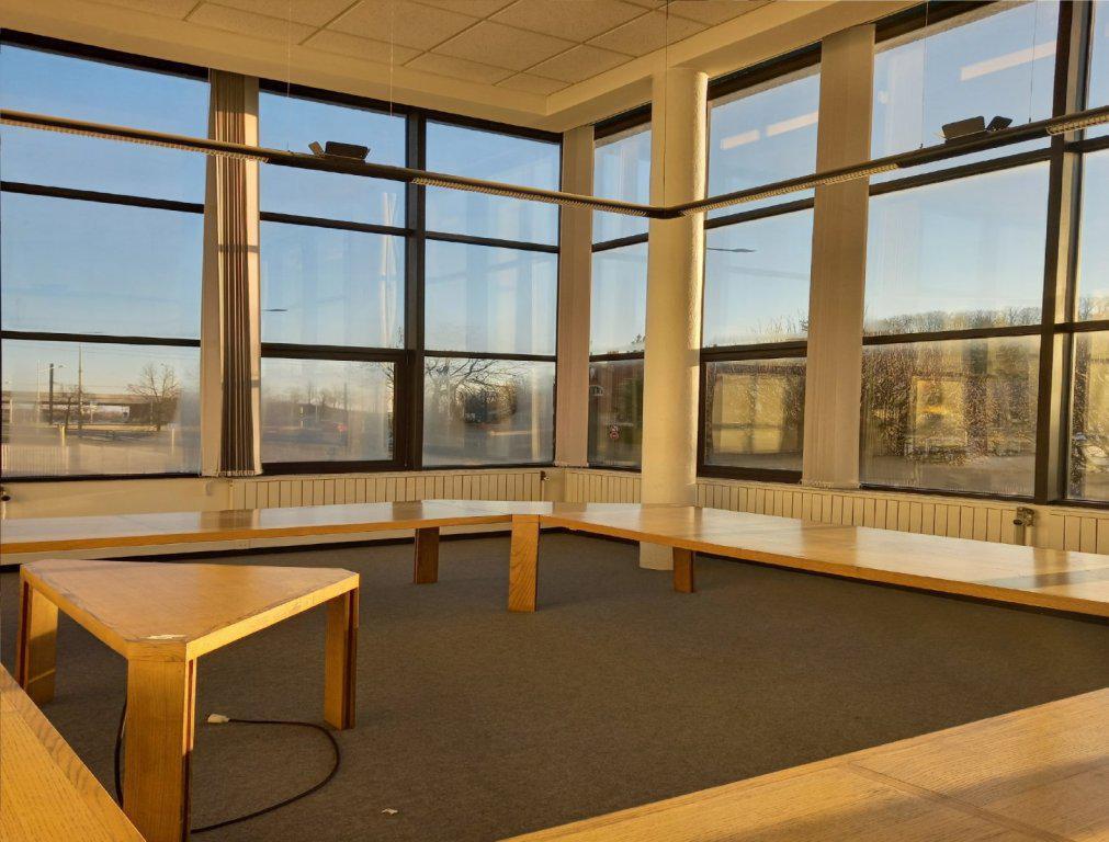 Vente Bureaux 3 000 m² - Photo 1