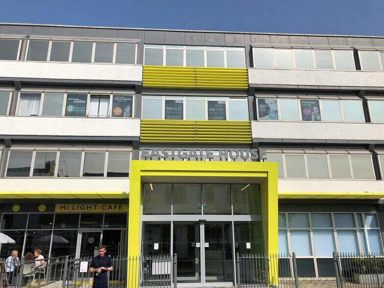 121-131 Eastgate St, Gloucester to rent - Building Photo - Image 2 of 6