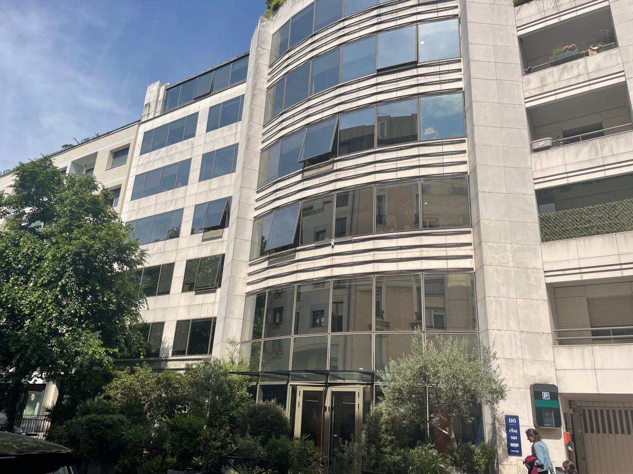 96 Rue Edouard Vaillant, Levallois-Perret for sale Building Photo- Image 1 of 18