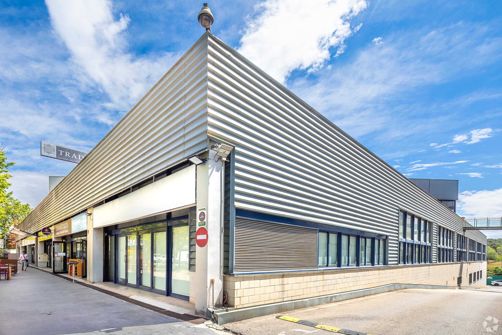 Retail in Sant Cugat del Vallès, Barcelona for sale Building Photo- Image 1 of 3