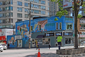 4909 Yonge St, Toronto, ON for rent Primary Photo- Image 1 of 5