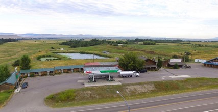 77547 N US-93 Hwy, Saint Ignatius, MT for sale Primary Photo- Image 1 of 1