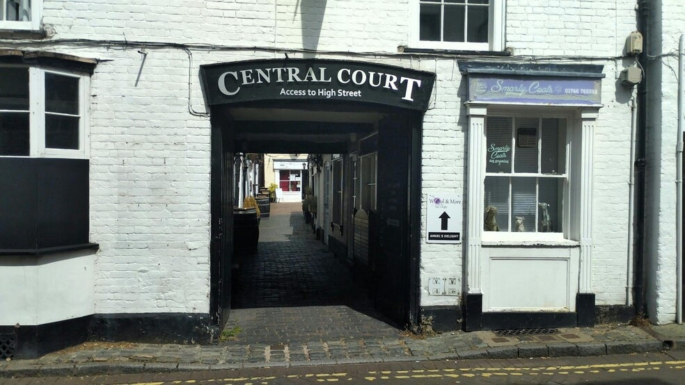 High St, Bridgnorth to rent - Building Photo - Image 3 of 5