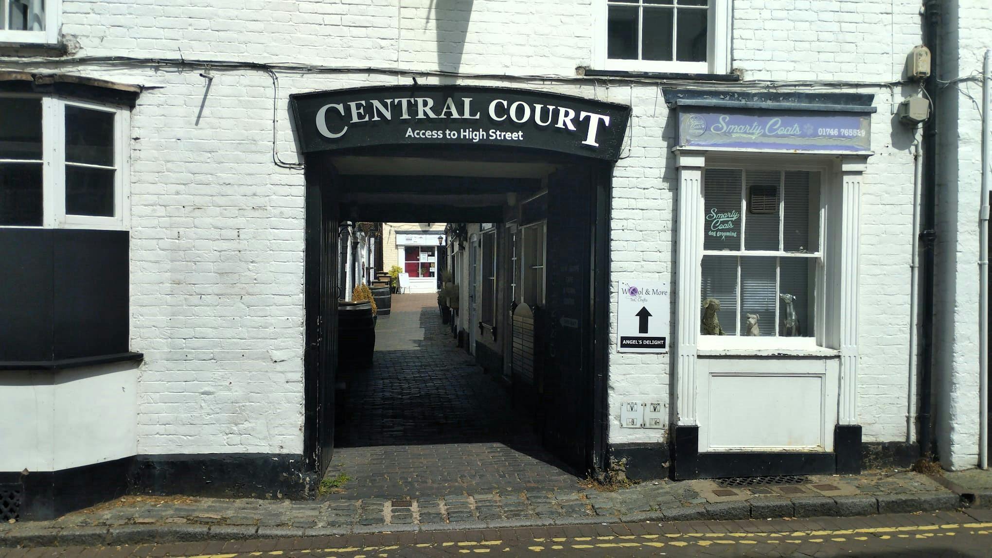 High St, Bridgnorth to rent Building Photo- Image 1 of 3