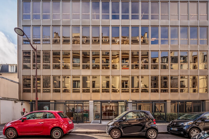 Office in Neuilly-sur-Seine to rent - Building Photo - Image 3 of 17