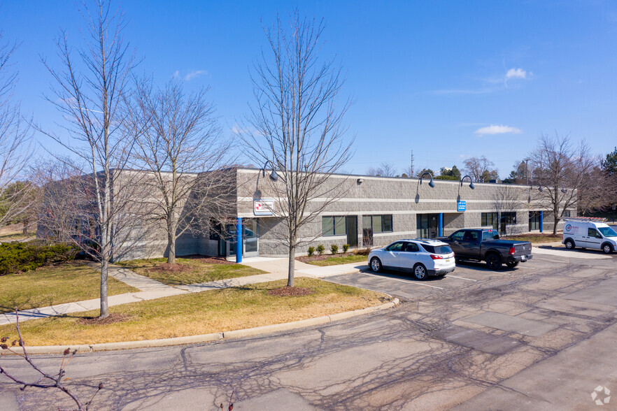 3526 W Liberty Rd, Ann Arbor, MI for rent - Building Photo - Image 3 of 6