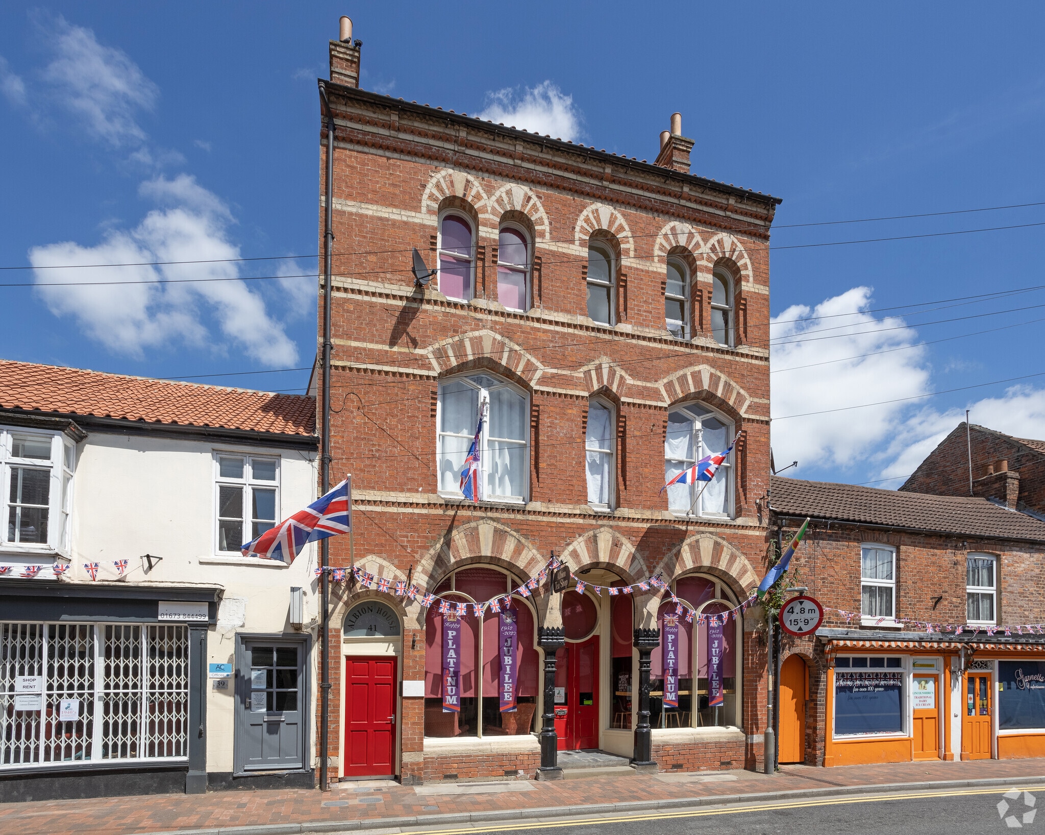 41 Queen St, Market Rasen for sale Building Photo- Image 1 of 1