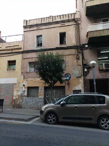 Carrer de Calderón de la Barca, 40, Badalona, Barcelona for sale - Building Photo - Image 1 of 1