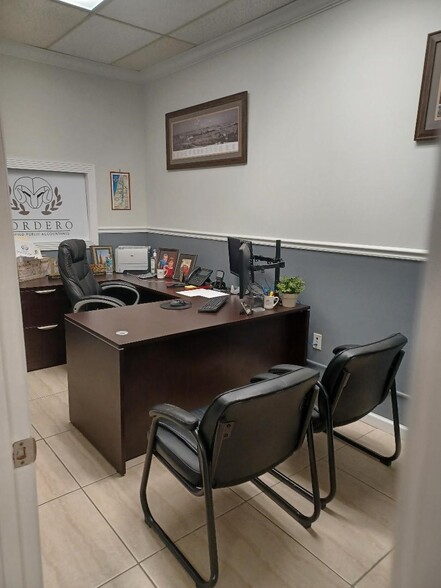 1302-1310 N Main St, Kissimmee, FL for rent - Interior Photo - Image 3 of 8