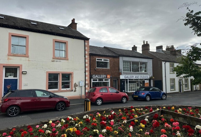 4A Corney Sq, Penrith to rent Building Photo- Image 1 of 6