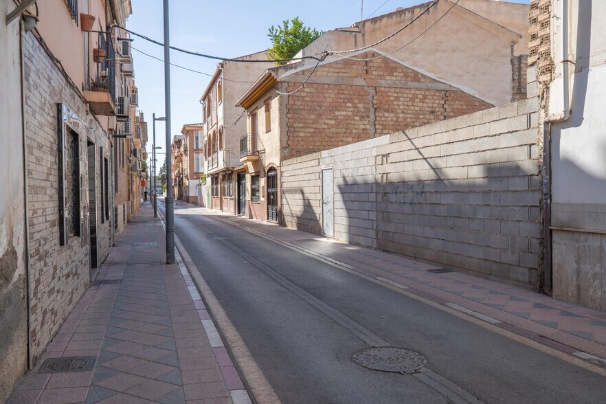 Calle Salamanca, 15, Armilla, Granada for sale - Building Photo - Image 2 of 31