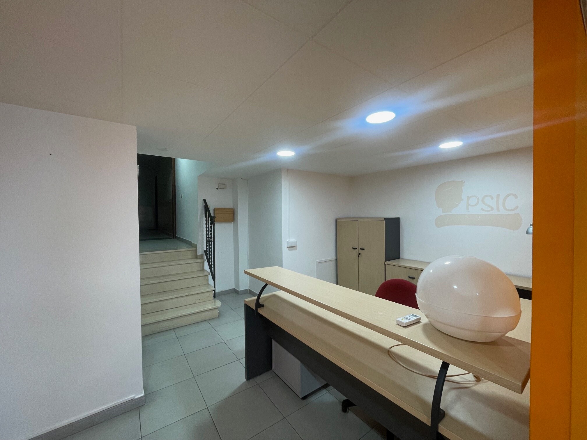 Office in Mataró, Barcelona to rent Building Photo- Image 1 of 10