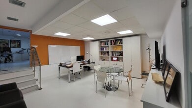 Office in Madrid, Madrid to rent Floor Plan- Image 1 of 9