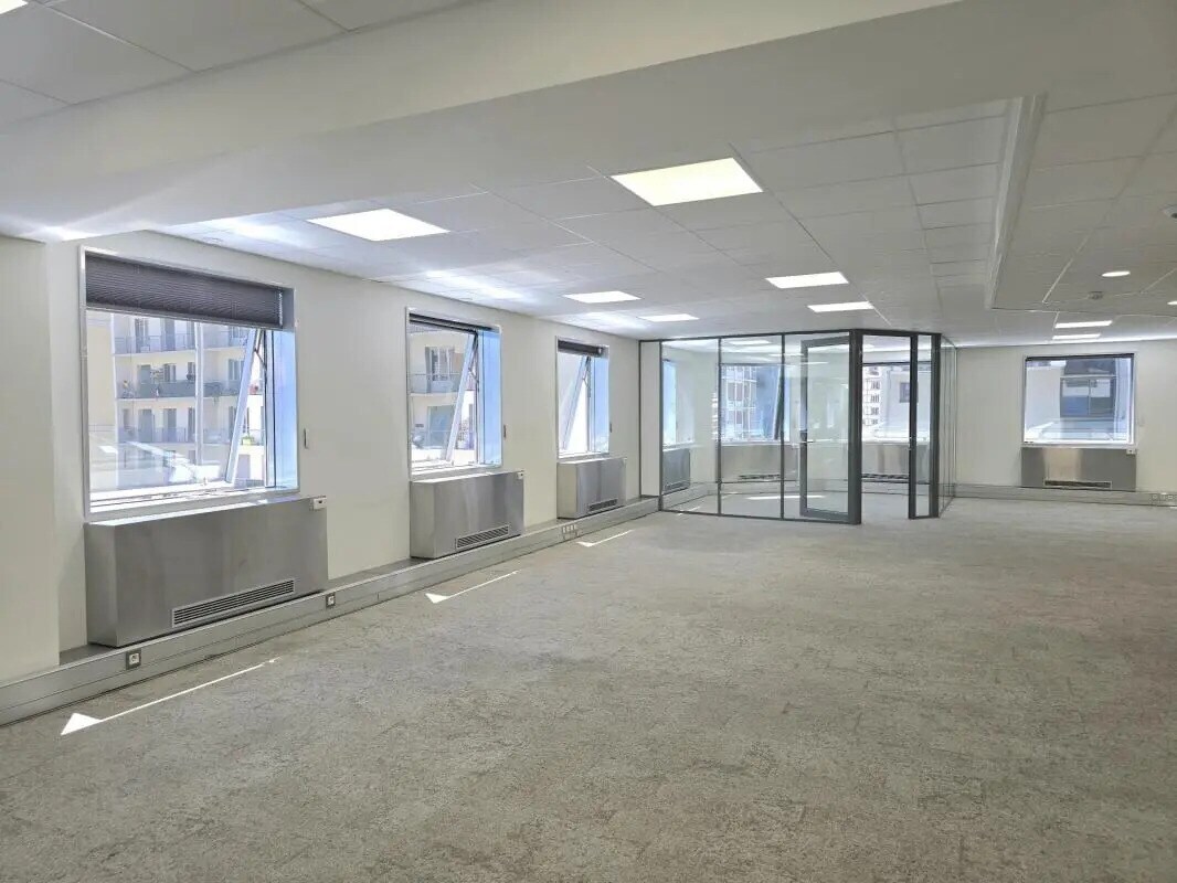 235 Cours Lafayette, Lyon, RHO 69006 - - - Interior Photo - Image 1 of 6