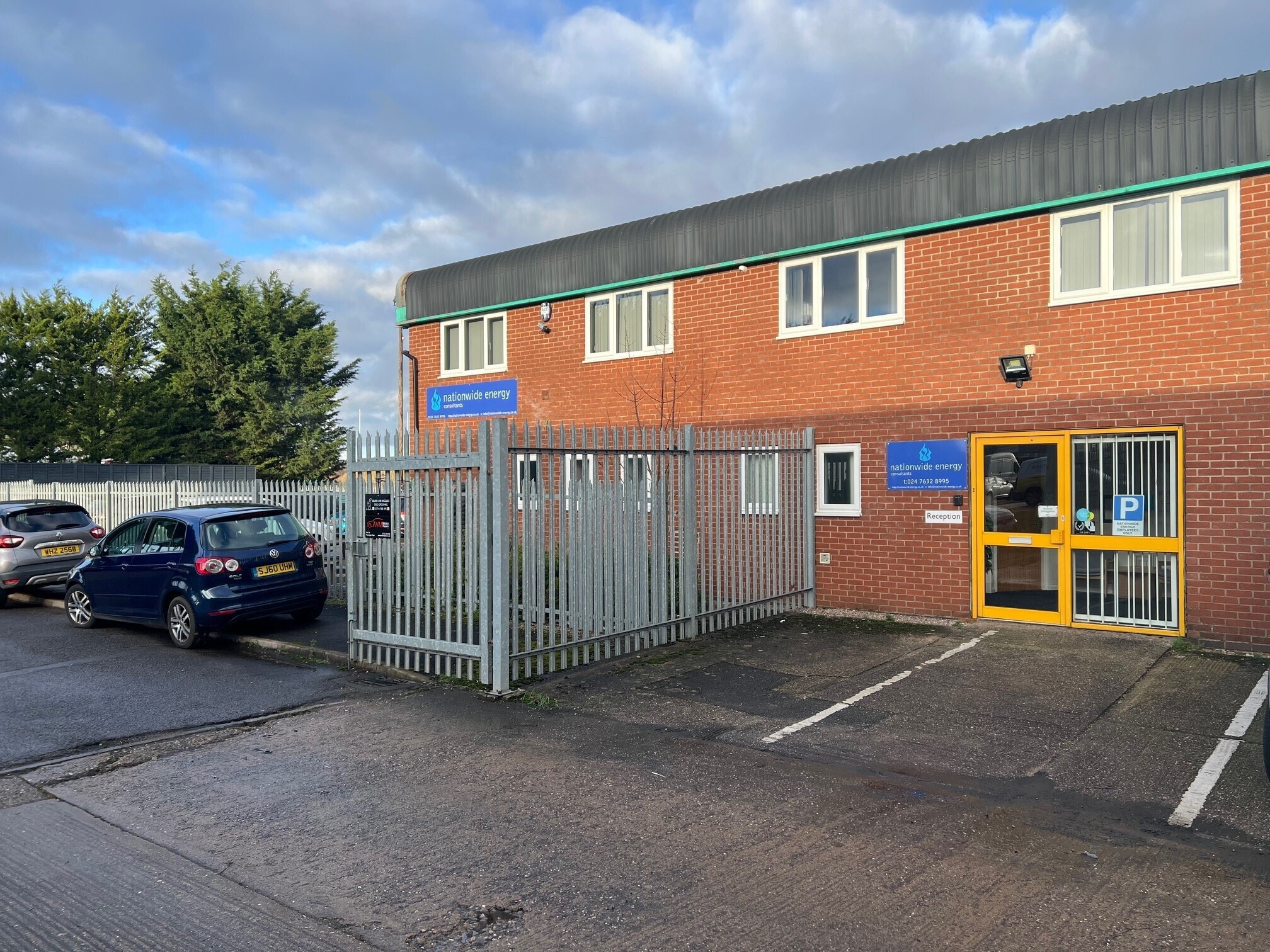 Ptarmigan Pl, Nuneaton to rent Building Photo- Image 1 of 5