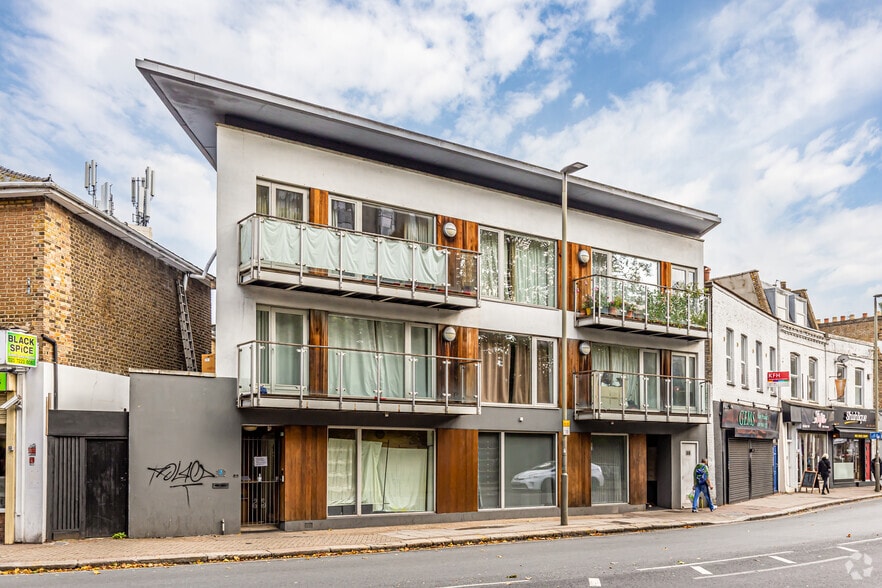 89-91 Falcon Rd, London for sale - Primary Photo - Image 1 of 1
