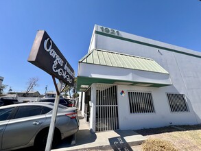 1921 Losee Rd, North Las Vegas, NV for rent Building Photo- Image 1 of 6