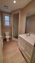 426 Eglinton Ave W, Toronto, ON for rent Interior Photo- Image 2 of 10