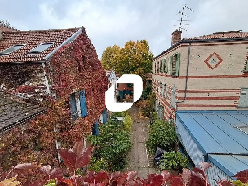 Office in Montrouge to rent Building Photo- Image 1 of 31