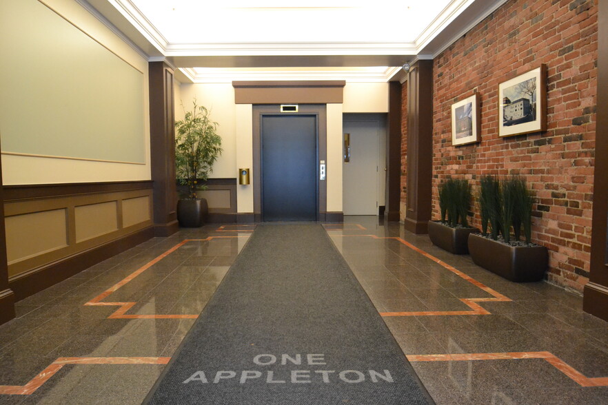 1-3 Appleton St, Boston, MA for rent - Lobby - Image 2 of 4