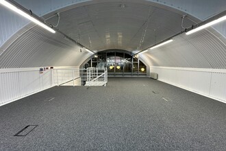 4C Prowse Pl, London to rent Interior Photo- Image 2 of 5